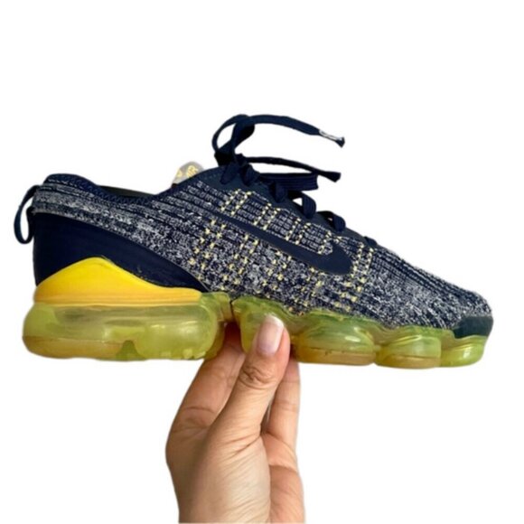 Nike Air Vapormax Flyknit 3 GS College Navy Orange Runners - 6 - Picture 5 of 12